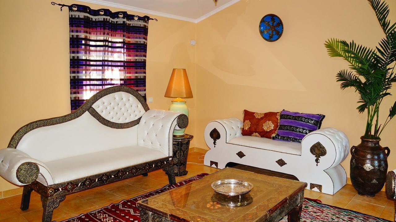 Inn Seventies Cheap & Chic Two Lagos Exterior foto